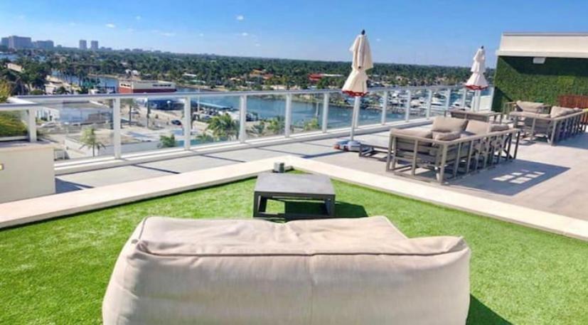 Costa Hollywood Steps To Beach Екстериор снимка